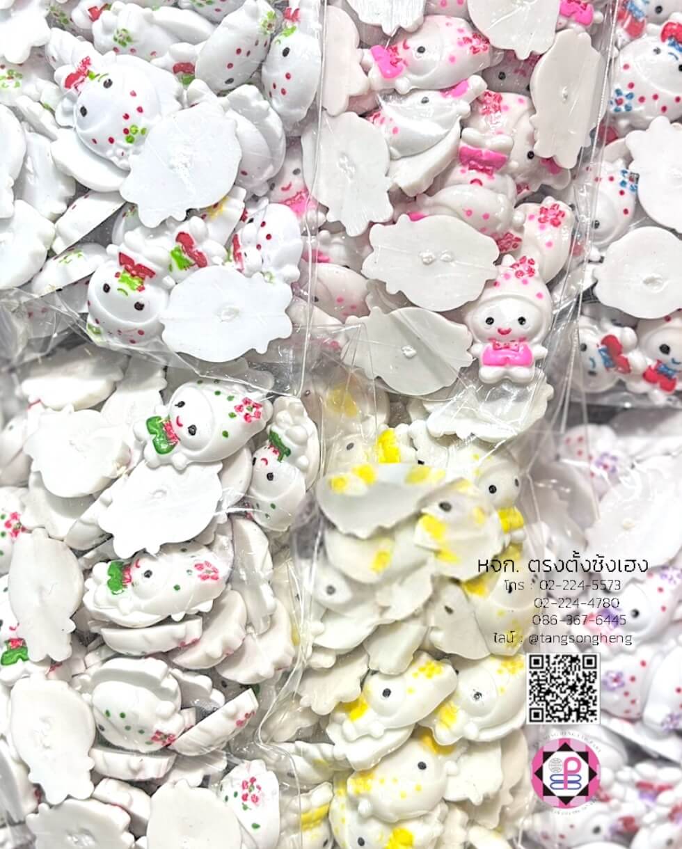 อะไหล่เรซิ่นการ์ตูนพื้นขาวรูปเด็กสวมหมวก คละสี