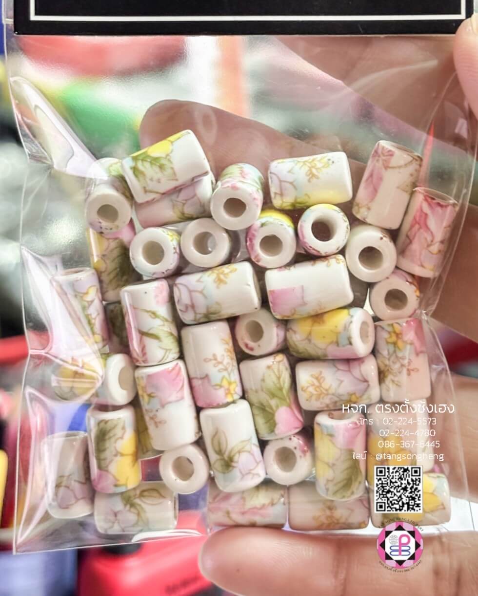 ลูกปัดเซรามิค ทรงกระบอก ขนาด 8X13 มิล สีขาว V16 แพ็ค 50 ชิ้น